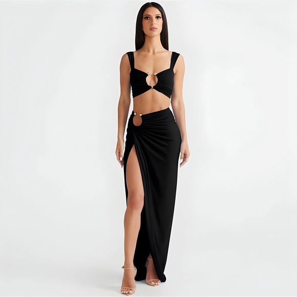 Two Piece,Metallic Bandeau,High Slit,Polished Metal Ring 95%Polyester 5%Elastane - Picture 3 of 5